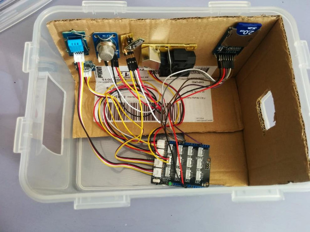 A digital air quality sensor that Dario Salvi built